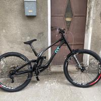 GT FURY CARBON 2024