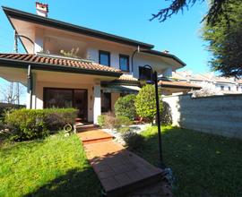 Villa bifamiliare Castellanza