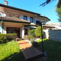 Villa bifamiliare Castellanza