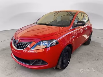 Lancia Ypsilon 1.0 FireFly Hybrid