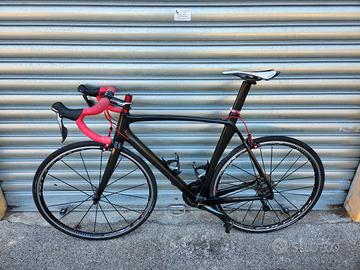 Bicicletta da corsa in carbonio fulcrum