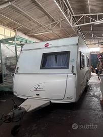 Burstner Caravan Averso 495 TK - 6 kw accumulo