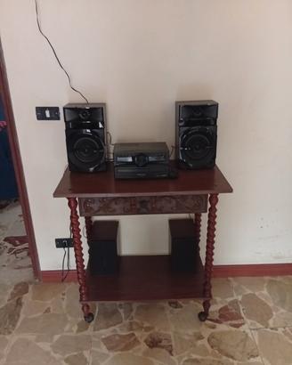 mini stereo.