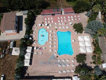 Immobile di 1930 m² a Cesa