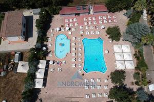 Immobile di 1930 m² a Cesa
