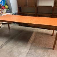 Tavolo wenge riverniciato