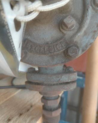 pompa manuale vintage