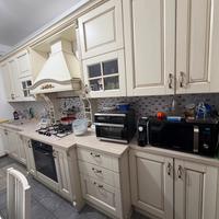 Cucina completa in legno Massellovcon too in Quarz