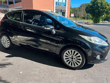 FORD Fiesta 5ª serie - 2009