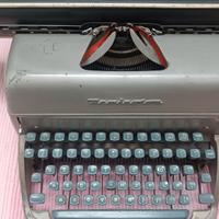 Macchina da scrivere anni '50