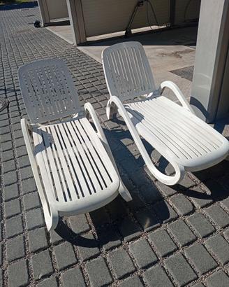 Sdraio piscina giardino