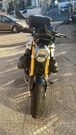 BMW R1200R