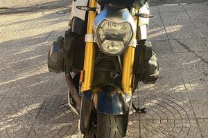BMW R1200R