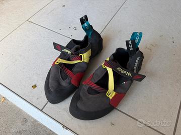 Scarpa arrampicata Arpia