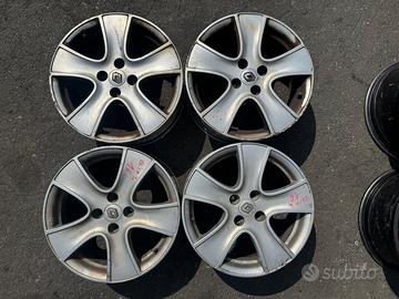 CERCHI RENAULT CLIO 4 IN LEGA 16 ORIGINALE