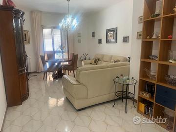 TARANTO - via Emilia 3 vani e accessori