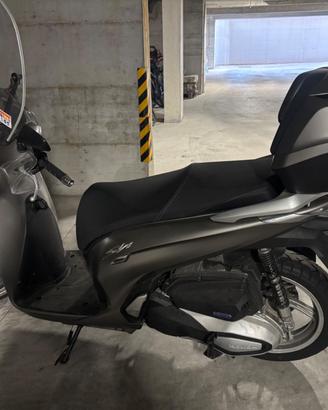 Scooter Honda SH 350 del 2002