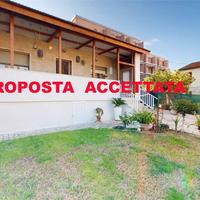 OSIMO STAZIONE - Soluzione indipendente con GIARDI