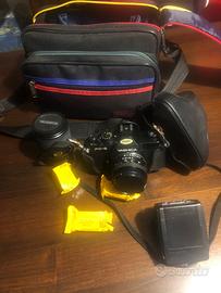 Macchina fotografica yashica fx 3