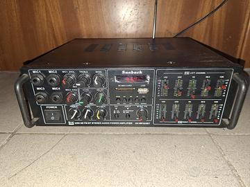 Amplificatori con 4 canali microfoni.