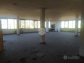 CAPANNONE A GRASSOBBIO