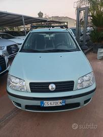 Fiat Punto 1.2i cat 5 porte ELX