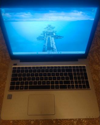 ASUS X556UA i5 7ª Gen 4GB 500GB + Borsa Tucano