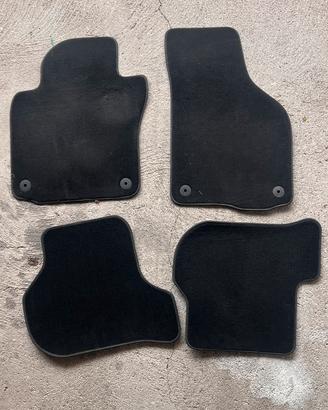 Tappeti originali golf mk6 GTI