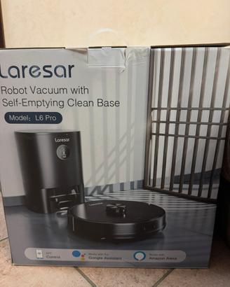 Robot aspirapolvere e lava pavimenti