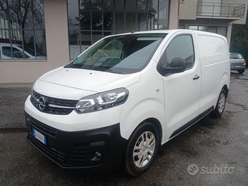 Opel Vivaro 1.5 Diesel 100 CV  3 POSTI ANTERIORI