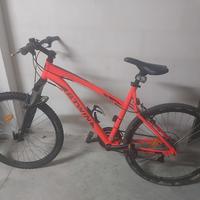 B'Twin Rockrider 340
