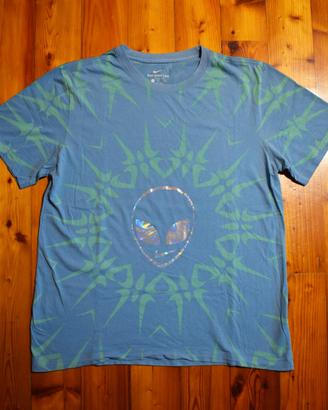 T-Shirt Nike con stampa