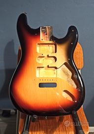 Body stratocaster sunbrust in frassino