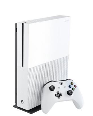 Xbox one s + controller e giochi.