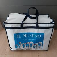 Piumone LuxusVendo piumone Luxus usato una volta.