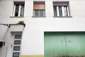 CASA SEMI-INDIPENDENTE CON BOX E GIARDINO A PORTUL