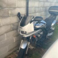 Yamaha FZS 600 Fazer