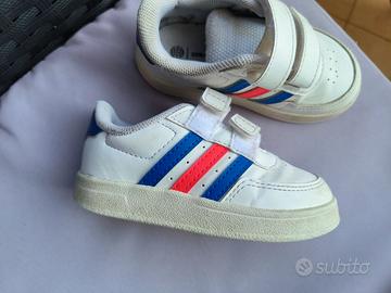 Sneakers Adidas bambino 22