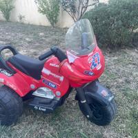 Moto elettrica bimbo