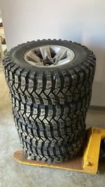 Gomme e cerchi attacco Nissan 265-70-16