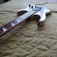 Chitarra elettrica soundstation