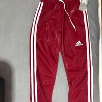 Pantaloni tuta