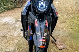 XT 660 r pochi km faro led e paramotore