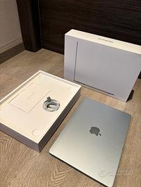 Macbook air 13” (2025)