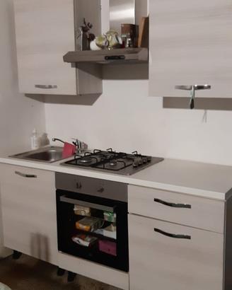 cucina usata poco 