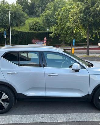 Bella XC40 1.5 t4 phev Inscription Expression