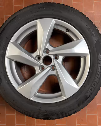 Ruote ORIGINALI AUDI Q3 F3:cerchi + pneumatici inv