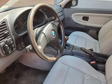 BMW 316i COUPE '