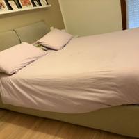Letto imbottito con contenitore e rete