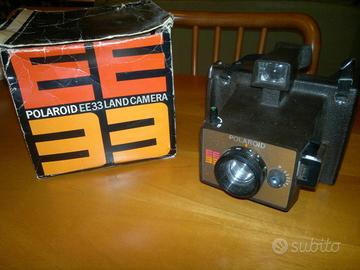 Polaroid EE33 LAND CAMERA 